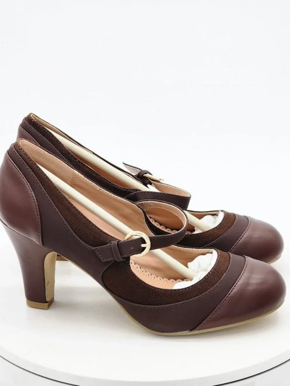 Journee Collection Siri Brown Mary Jane Pumps Round Toe Heels Women's Size 8.5
